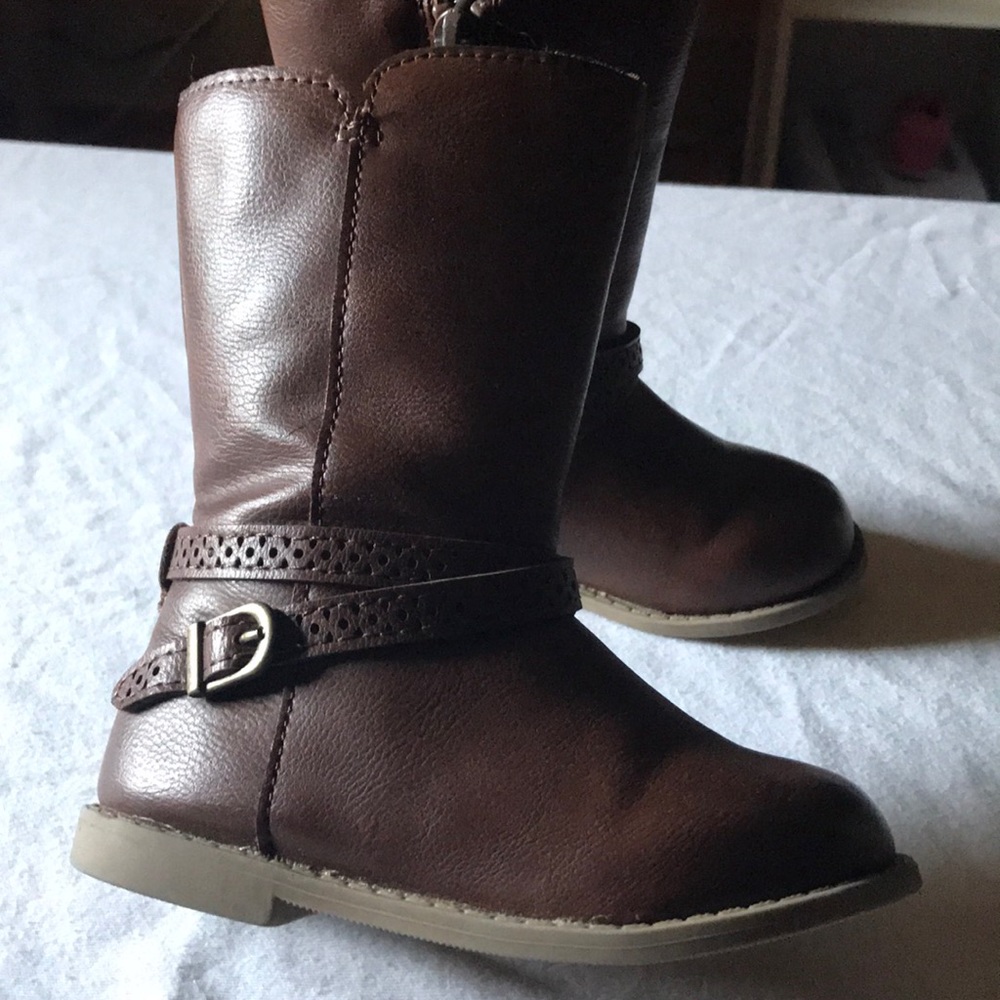 ✨BOGO✨Old Navy Toddler Boots